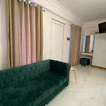 Golden Hill Отель Ксамил