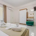 Hotel Golden Hill 3*