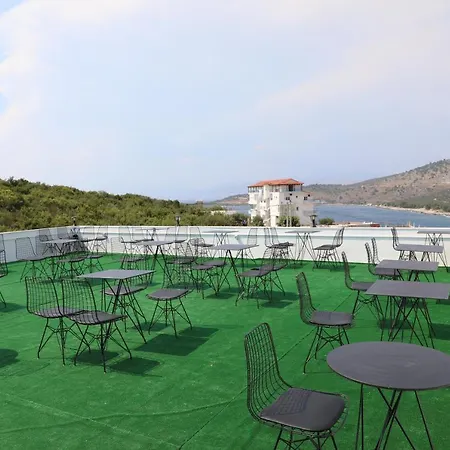 Hotel Golden Hill 3*