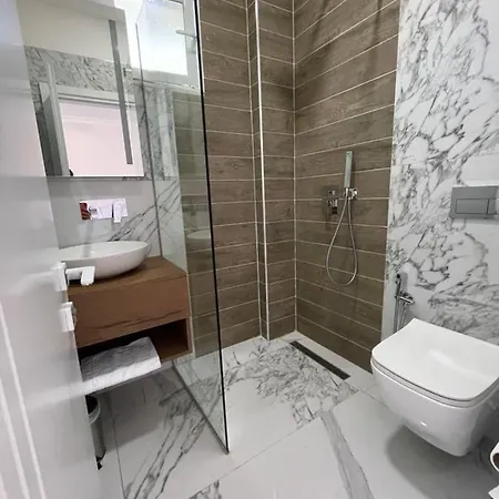 Golden Hill Hotel Ksamil