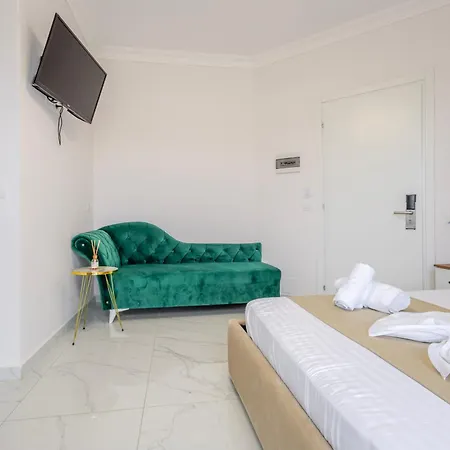 Golden Hill Hotel Ksamil