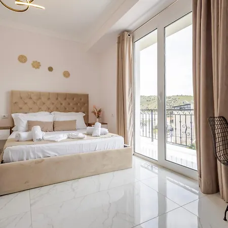 Golden Hill فندق كساميل