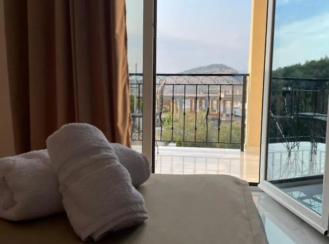 Hotel Golden Hill Ksamil