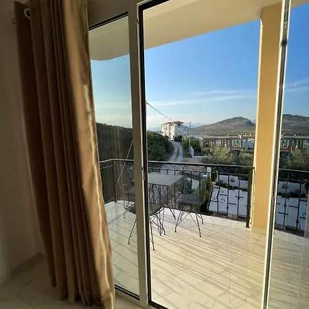 Hotel Golden Hill 3*