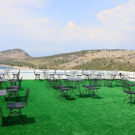 Golden Hill Hotel Ksamil