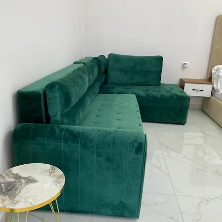 Golden Hill Hotel 3*