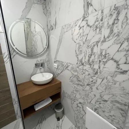 Golden Hill 3* Ksamil