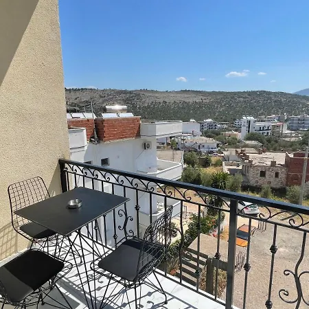 מלון Golden Hill