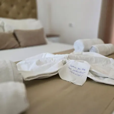 Golden Hill Hotel Ksamil