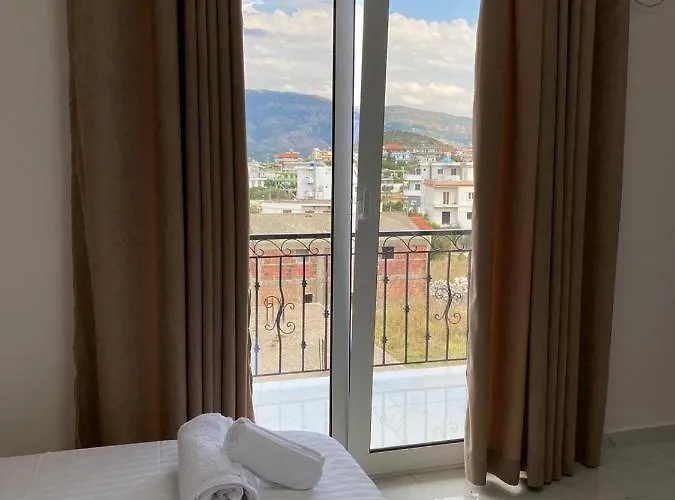 Golden Hill קסאמיל