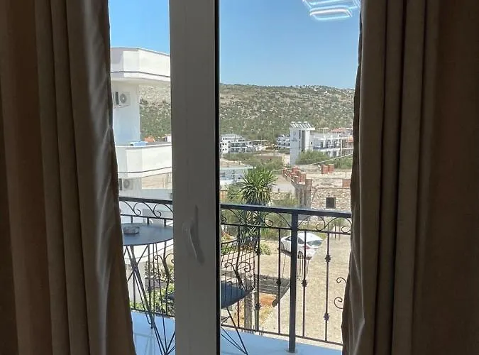 Golden Hill 3* קסאמיל