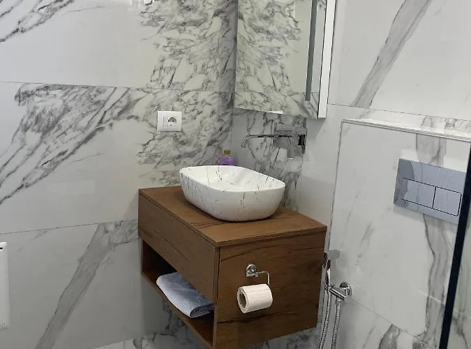 מלון Golden Hill קסאמיל