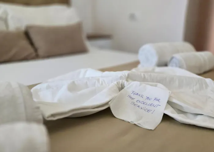 Golden Hill מלון קסאמיל